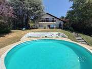 Maison à VETRAZ-MONTHOUX