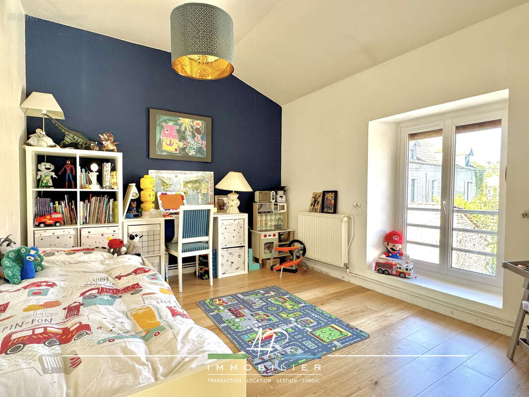 Maison à VELARS-SUR-OUCHE