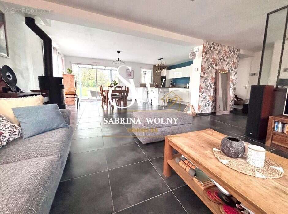 Maison à NEUVILLE-SAINT-VAAST