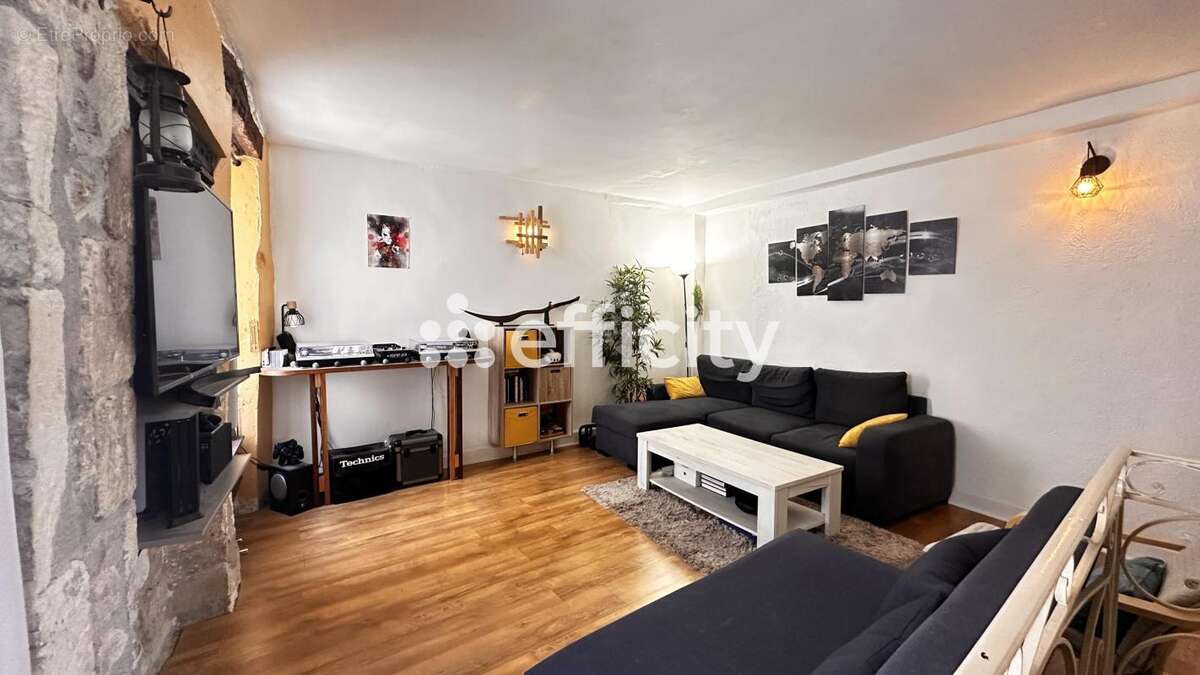Maison à PIERRELATTE