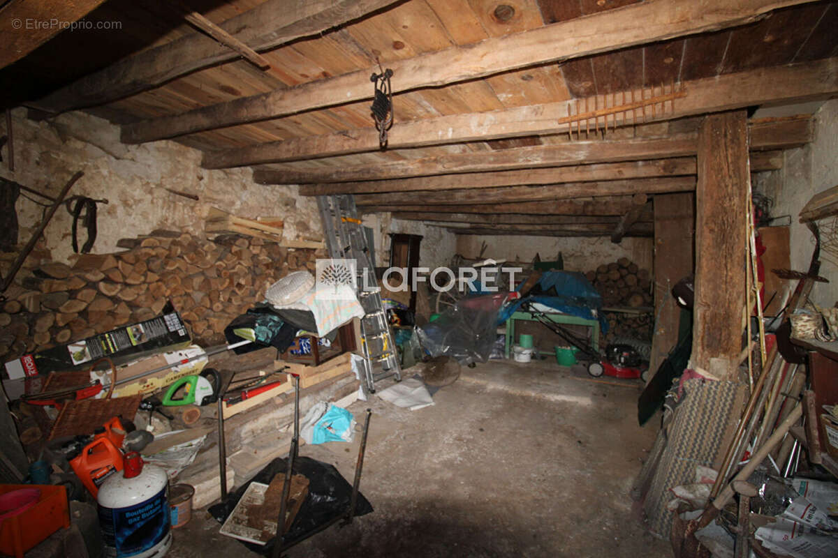 Maison ancienne à rafraichir Mareuil En Périgord 4 pièces 81 m2 avec  cours et grange non attenante - photo 13