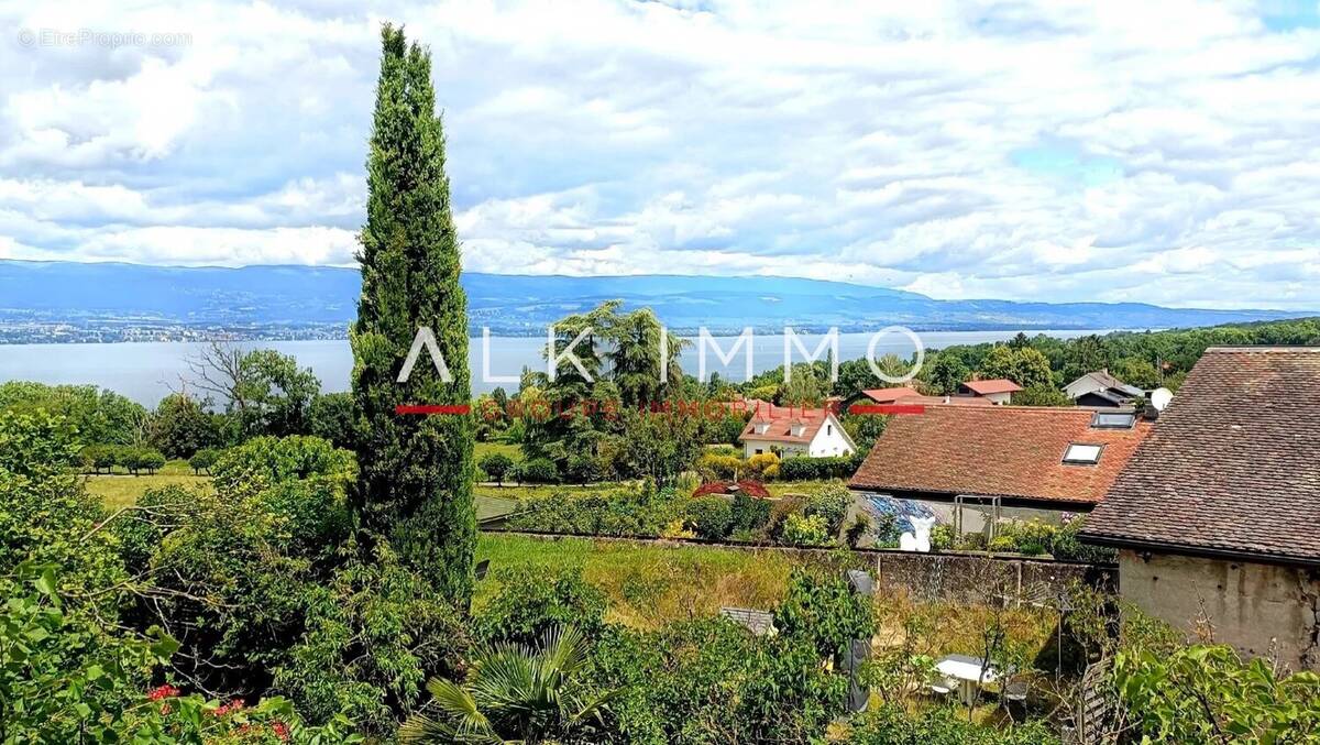 Appartement à CHENS-SUR-LEMAN