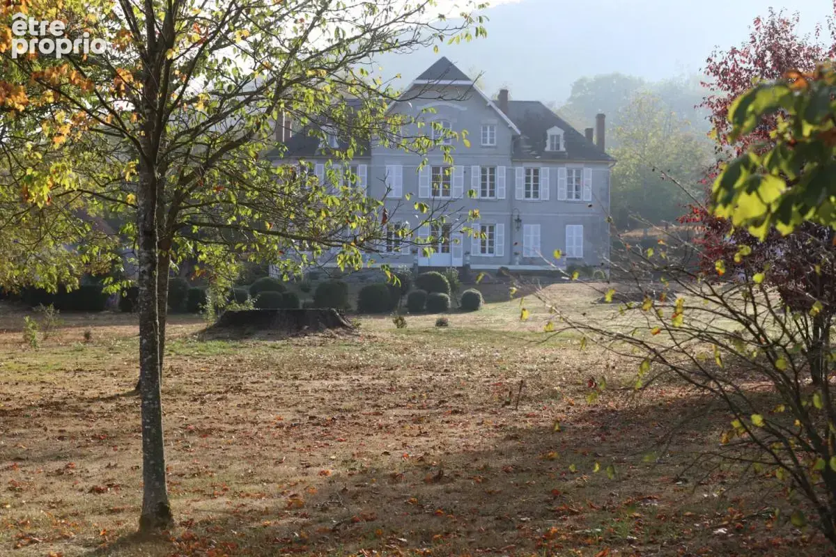 Maison de Maître sur 1 ha 32 de parc - photo 23