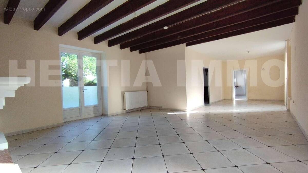 _copie-0_IMG_20250522_085100 - Maison à LA CHAPELLE-SUR-ERDRE