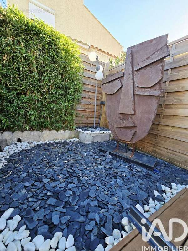 Photo 2 - Maison à VITROLLES