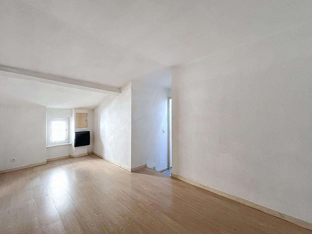 Appartement à TOURNON-SUR-RHONE