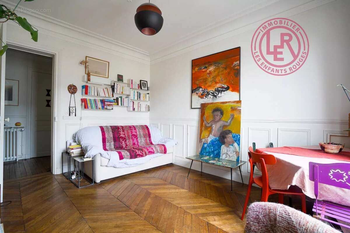 Appartement à PARIS-20E
