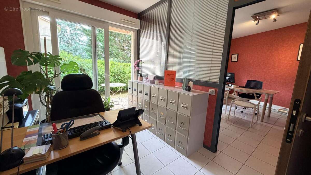 Photo 8 - Appartement à LA TOUR-DE-SALVAGNY