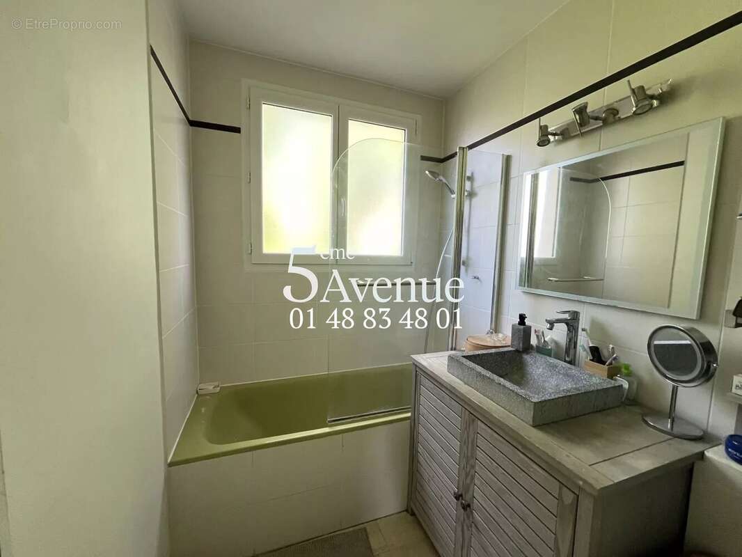 Appartement à SAINT-MAUR-DES-FOSSES