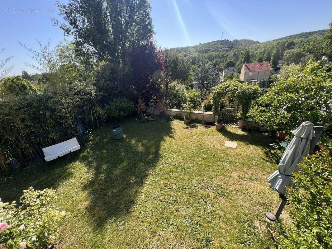 Maison à SAINT-CHERON