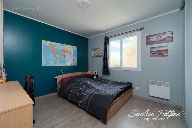 Maison à SAINTE-OLIVE