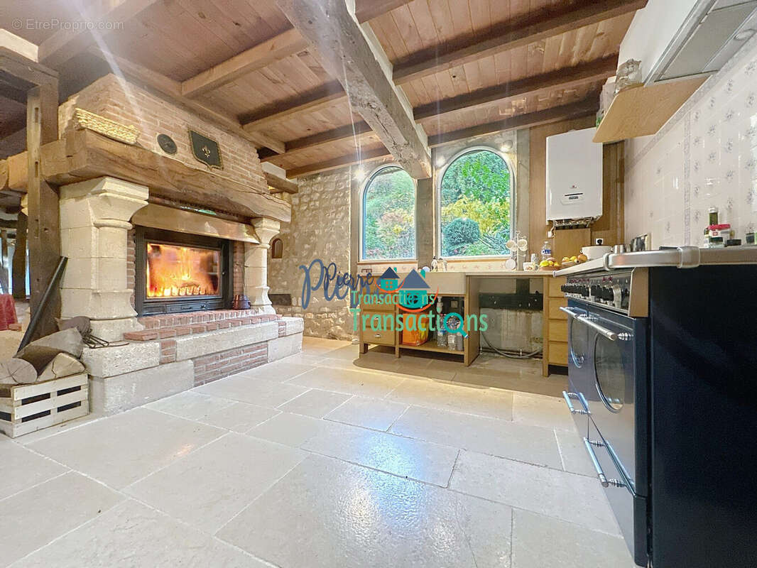 Maison à VILLEQUIER