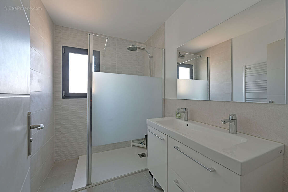 Maison à BEAUVOISIN