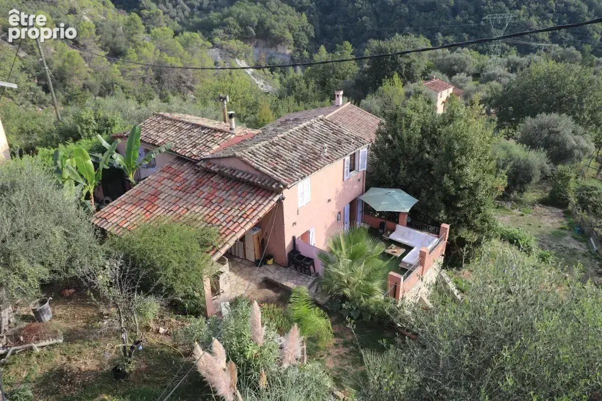 Photo Maison à Coaraze au prix de 316 000€