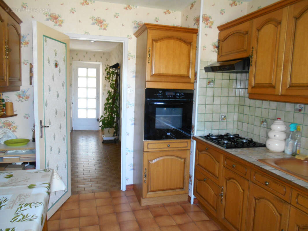 Maison à SAINT-GEORGES-SUR-LA-PREE