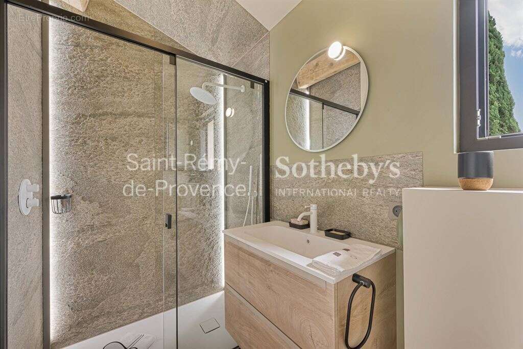 Maison à EYGALIERES