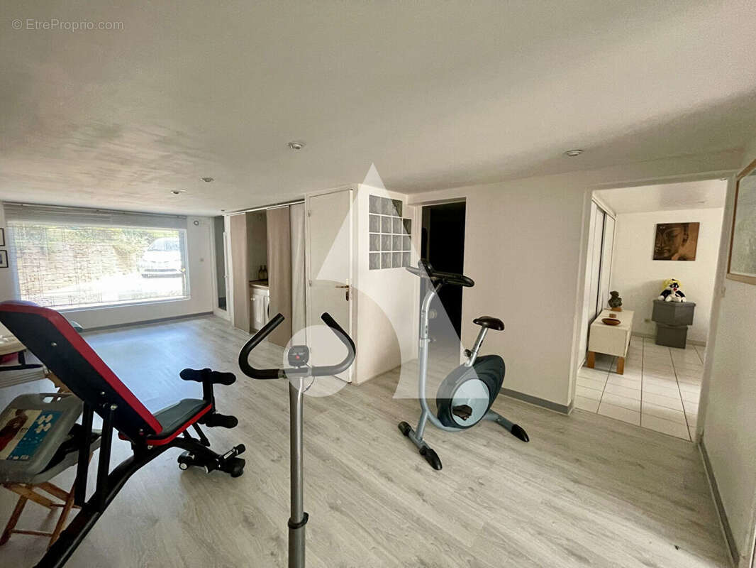 Maison à COLLONGES-AU-MONT-D&#039;OR