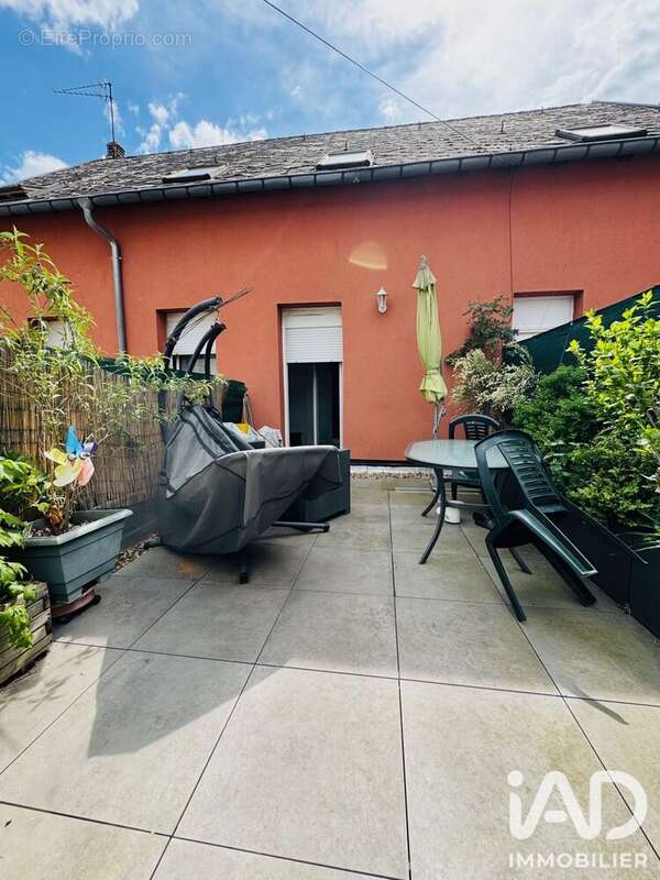 Appartement 256 m² à Montigny-Les-Metz  - photo 3