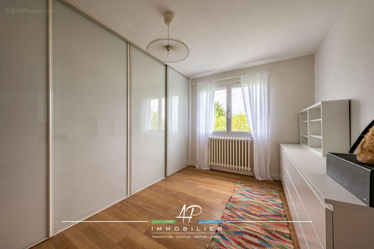 Maison à BELLENEUVE