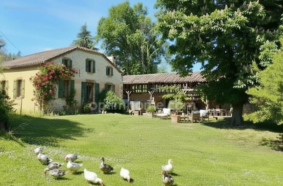 Maison à PANJAS
