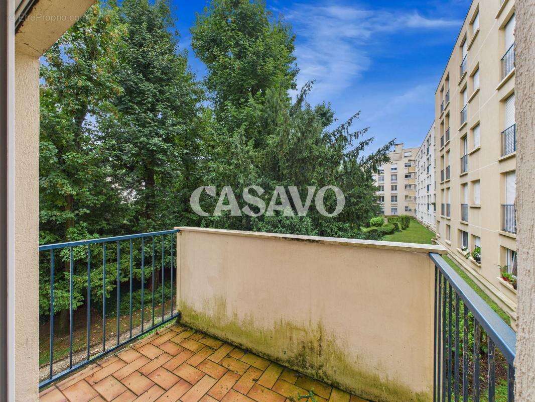 Appartement à SAINT-MAUR-DES-FOSSES