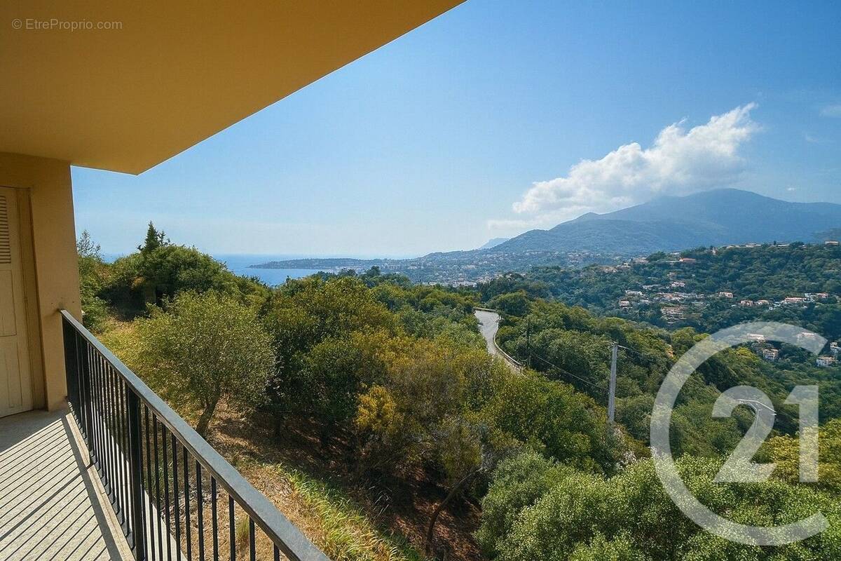 Appartement à MENTON