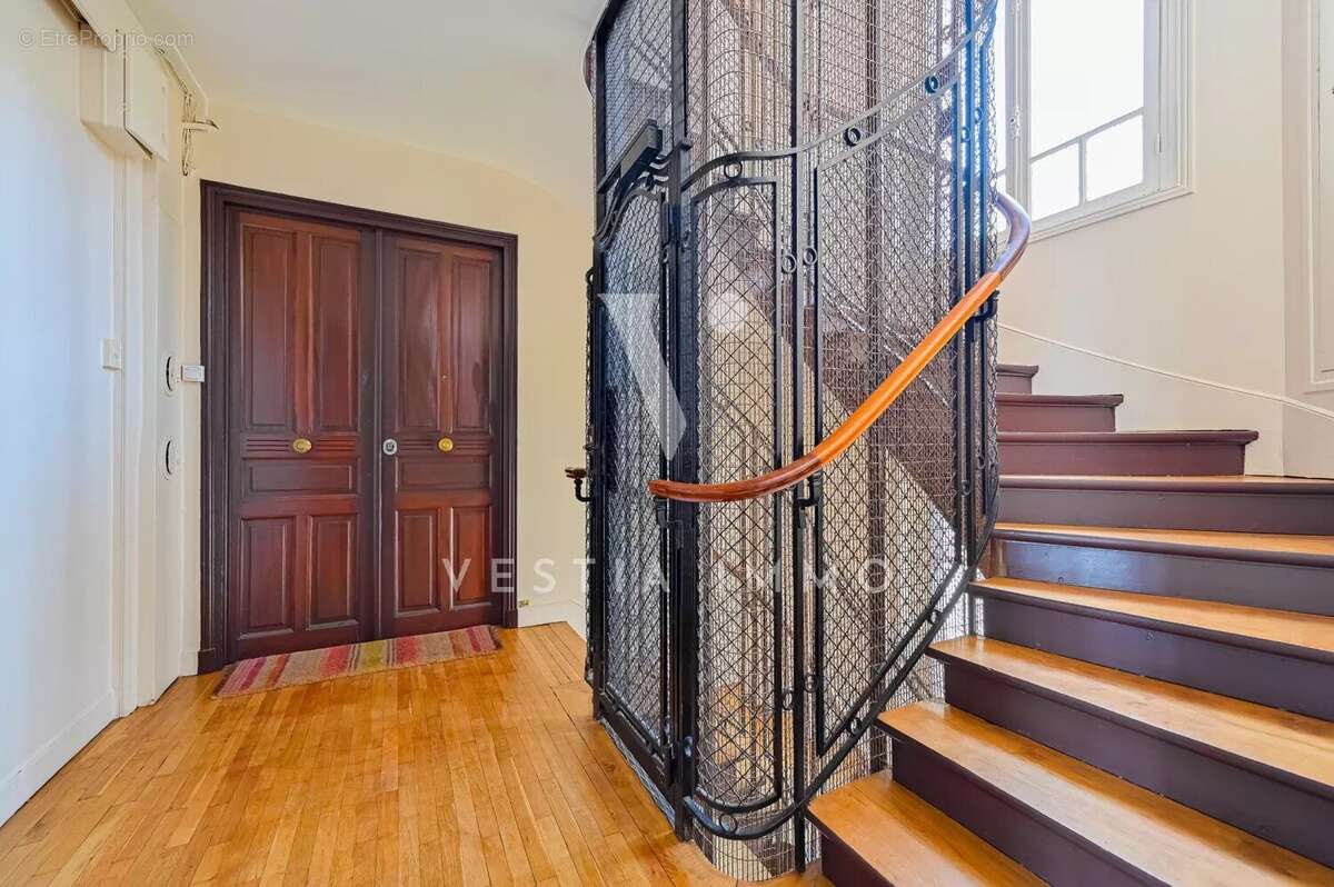 Appartement à ASNIERES-SUR-SEINE