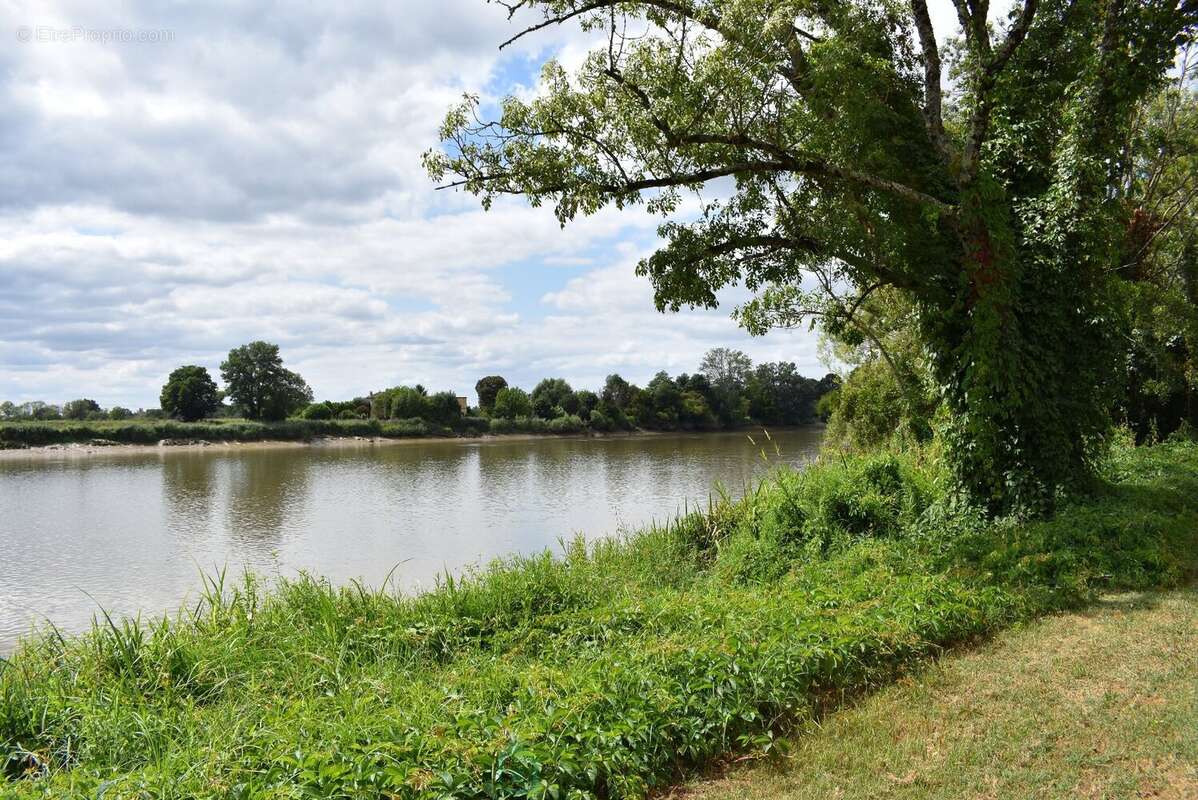 Maison à MOULIN-NEUF