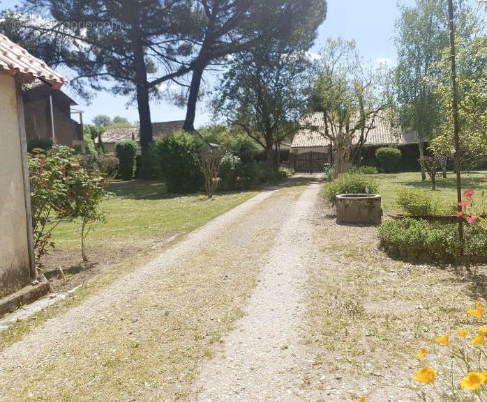 Maison à MONTPON-MENESTEROL