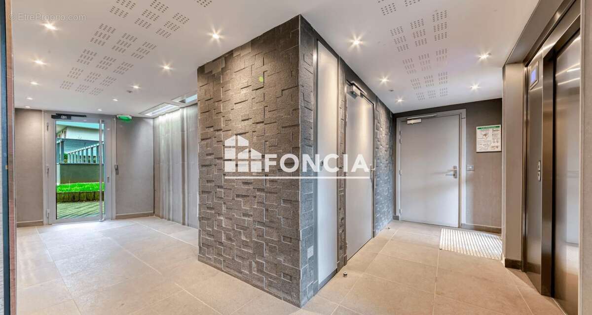 Appartement à TASSIN-LA-DEMI-LUNE