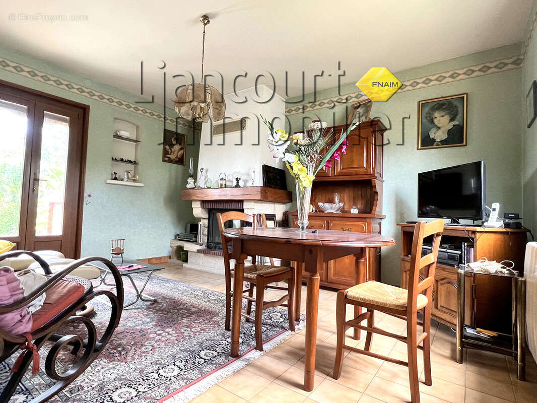 Belle maison indépendante ideal premiere acquisition 128 900 € secteur AVRECHY 60130 - photo 2