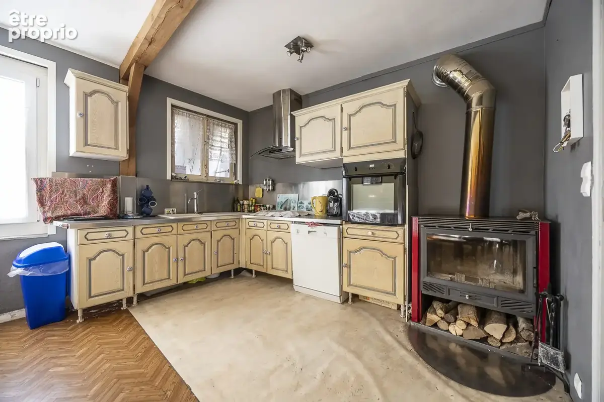 Maison 5 pièces 78 m² à vendre à Pleaux (15700) - photo 2