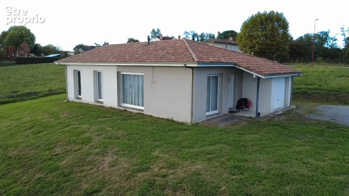 Maison à AMOU