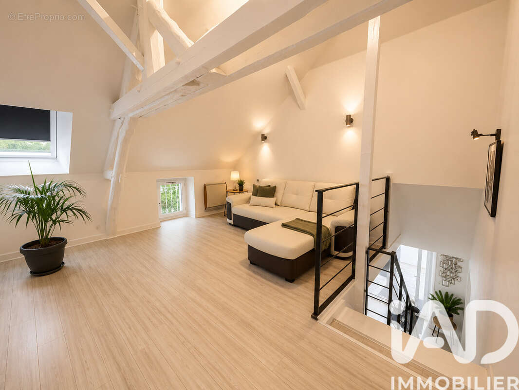 Photo 9 - Maison à VILLENEUVE-SUR-YONNE