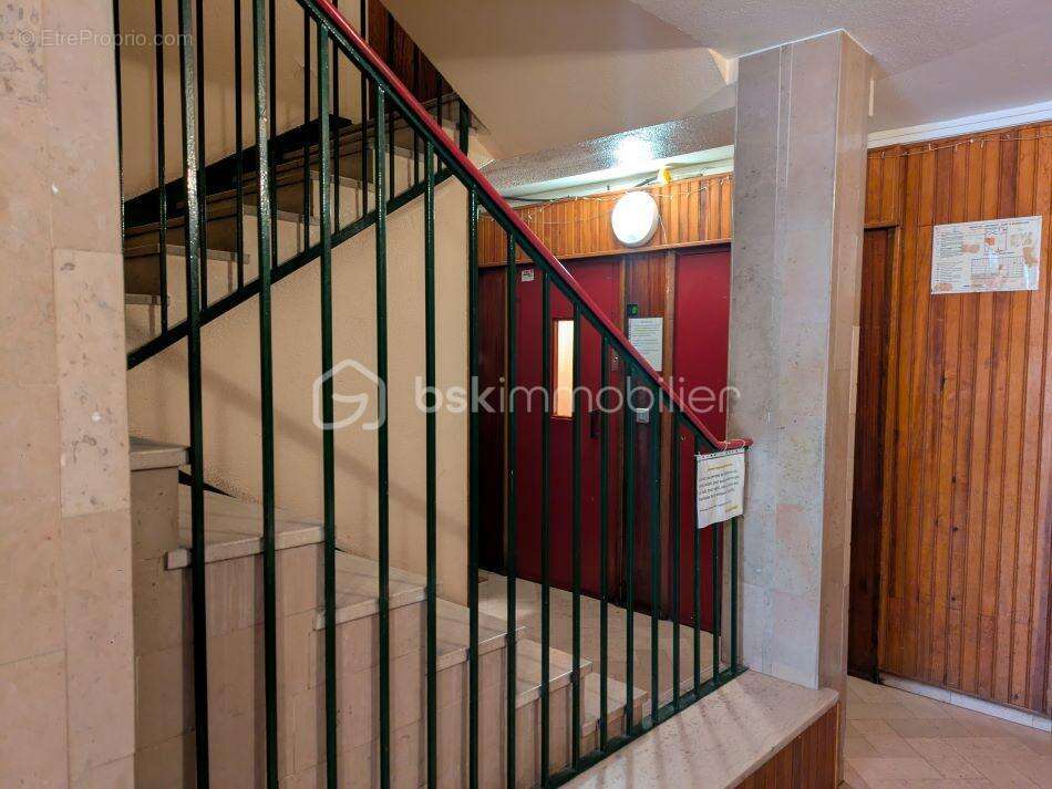 Appartement à PARIS-18E