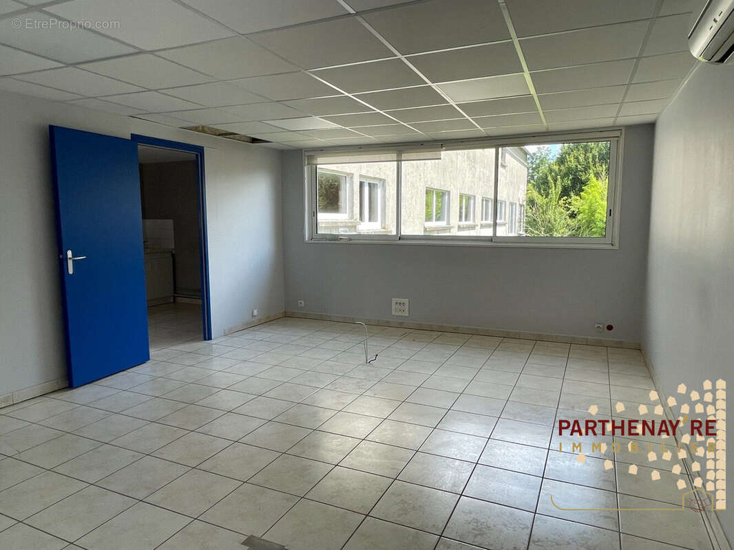 Appartement à SAINT-AUBIN-LE-CLOUD