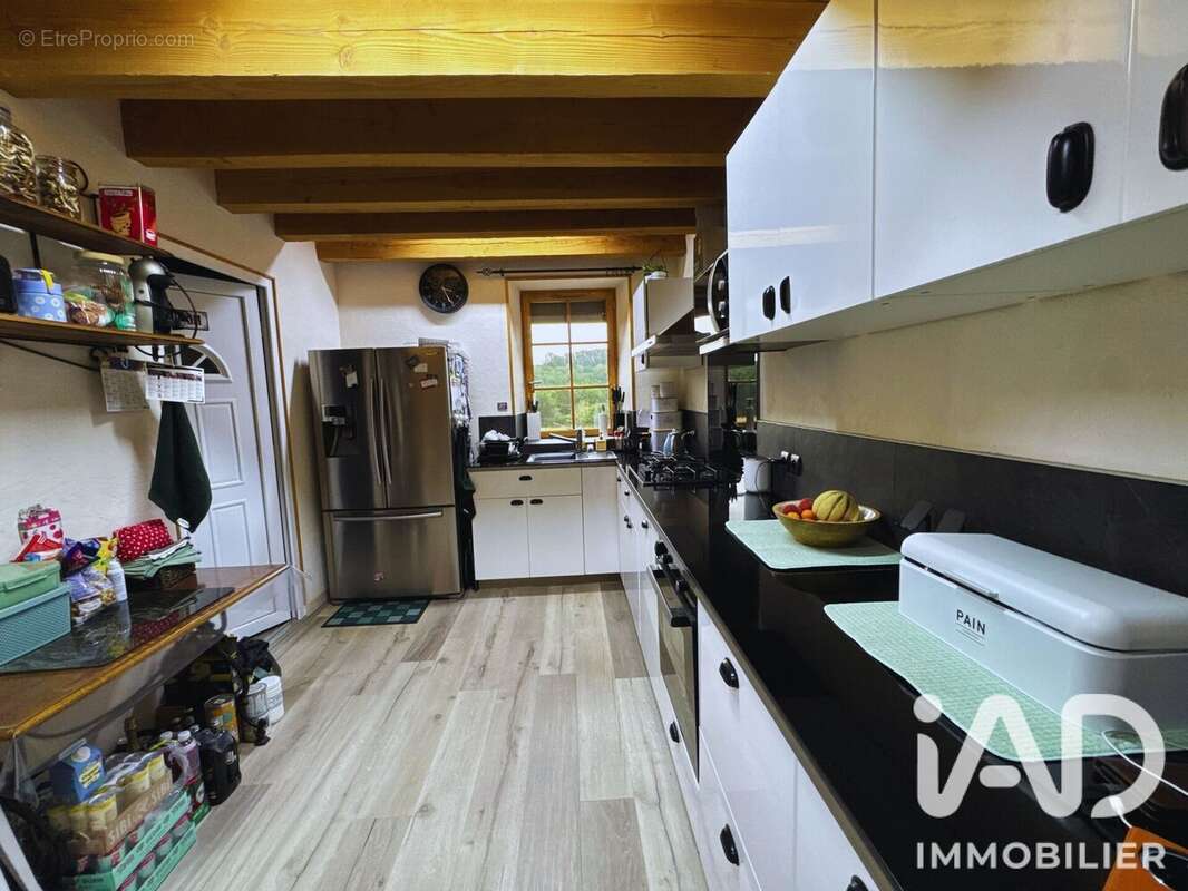 Maison 275 m² à Chateauneuf-Val-De-Bargis  - photo 7
