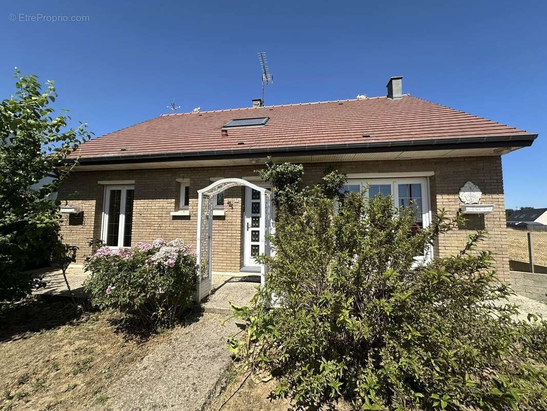 Maison 5 pièces 113m2 - photo 2