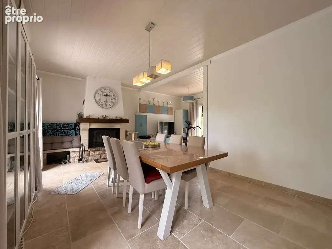 Maison familiale sur 1 hectare de terrain arboré - photo 6