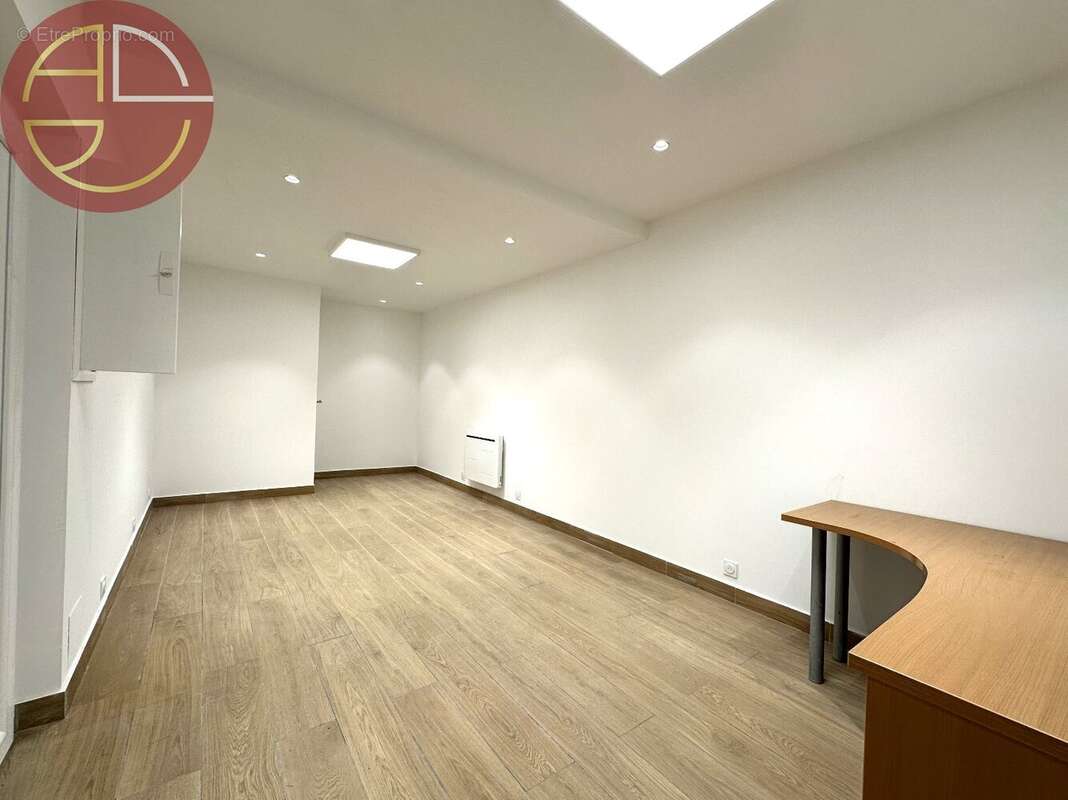 Commerce à TOURNEFEUILLE