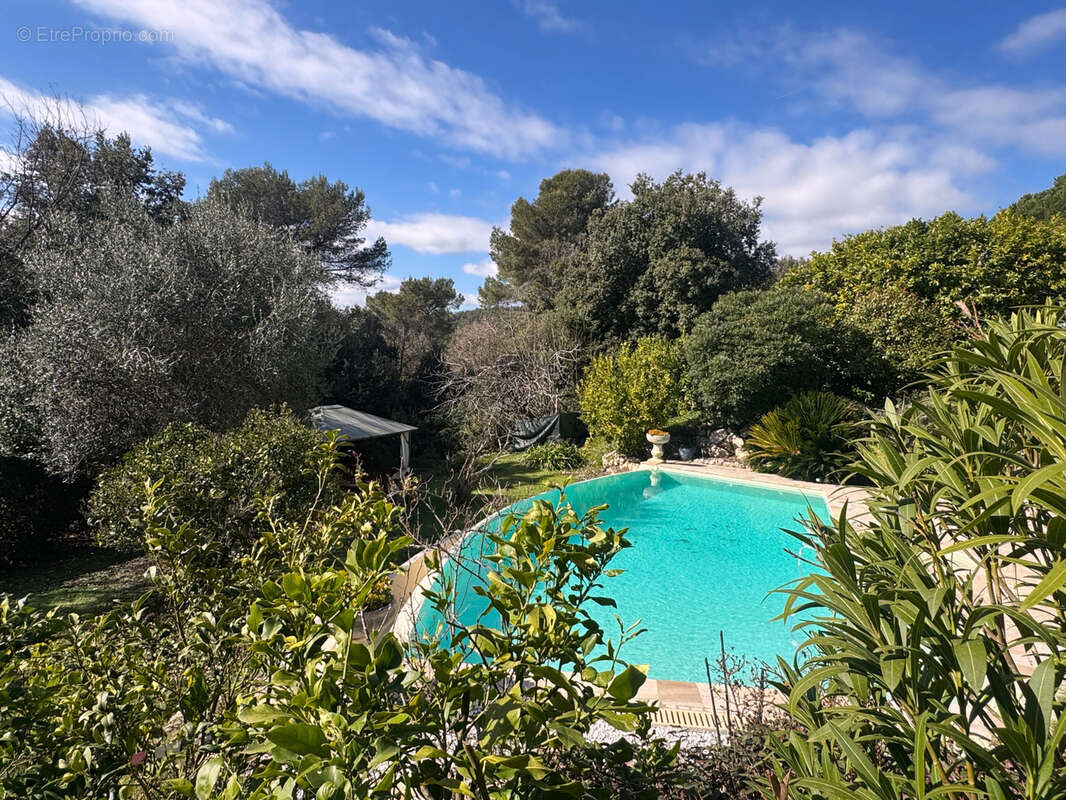 Maison à LA COLLE-SUR-LOUP