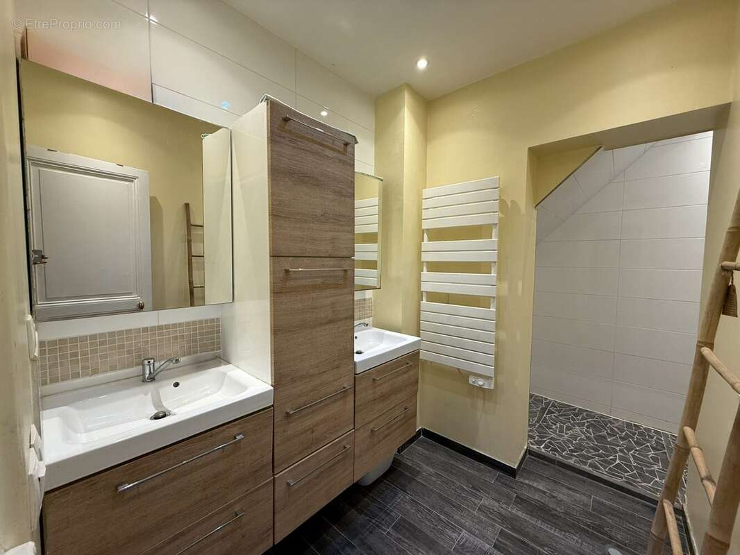 Maison à CHAMPIGNY-SUR-MARNE