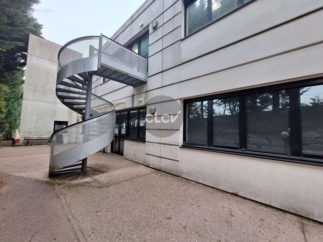 Vente - Local Bureaux - Limonest - photo 4