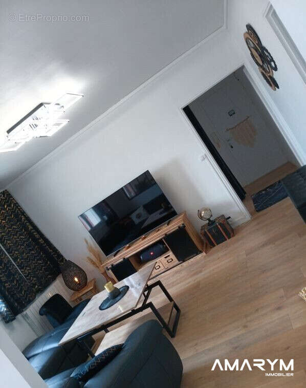 Appartement à GREGES