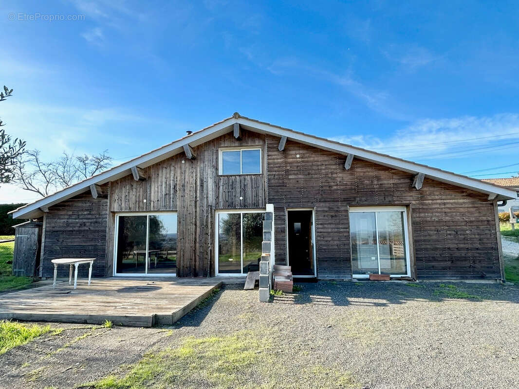 Maison à LE PIAN-SUR-GARONNE