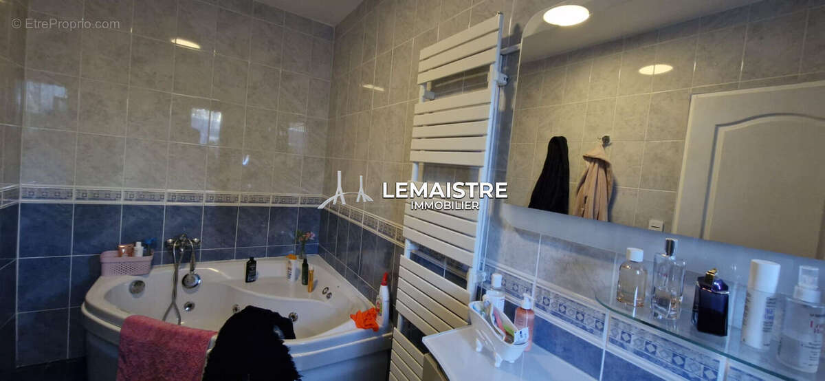 Maison à vendre - Yvetot - 80 m² - 2 chambres - Garage et terrasse - Proche toutes commodités - photo 6