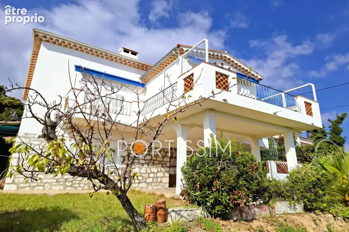 Maison 7 pièces 146 m² à vendre à Cagnes-Sur-Mer (06800) - photo 2