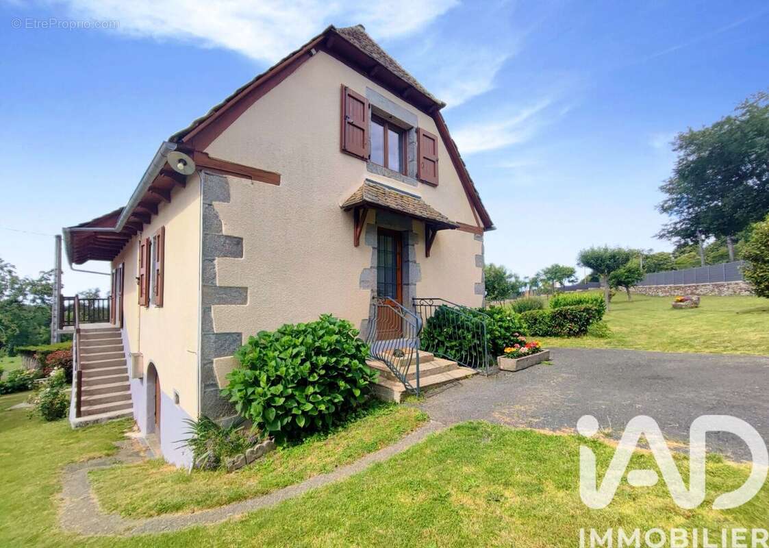 Maison 87 m² à Sansac-Veinazes  - photo 2
