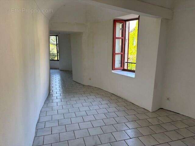 Maison à VALVIGNERES