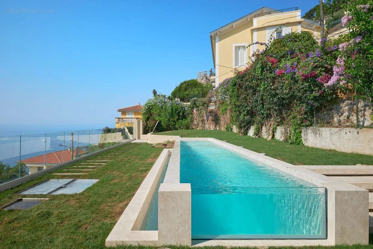 Maison à ROQUEBRUNE-CAP-MARTIN